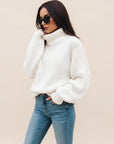 Women’s Cozy Oversized Knit Turtleneck Sweater