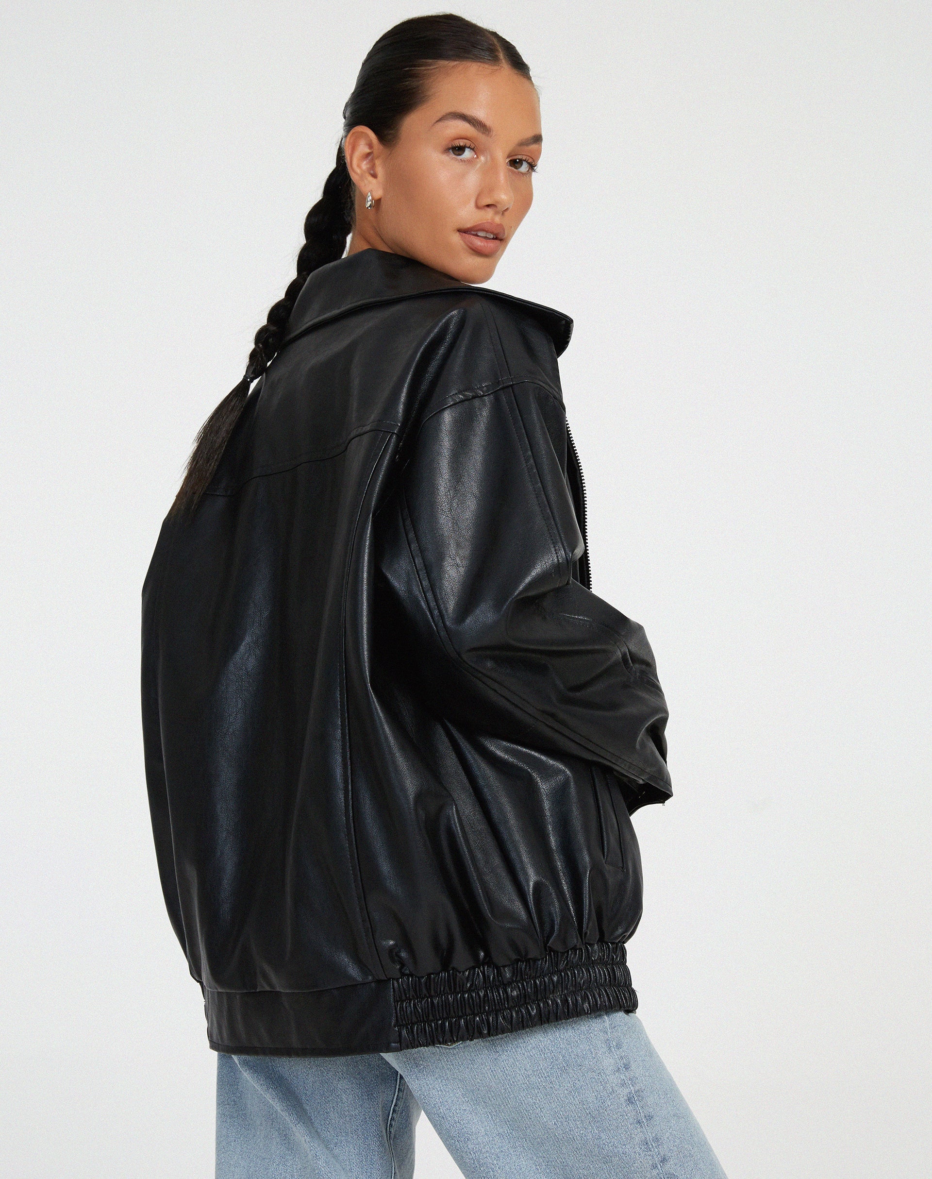 Women’s Minimalist Oversized Outdoor Bomber Jacket